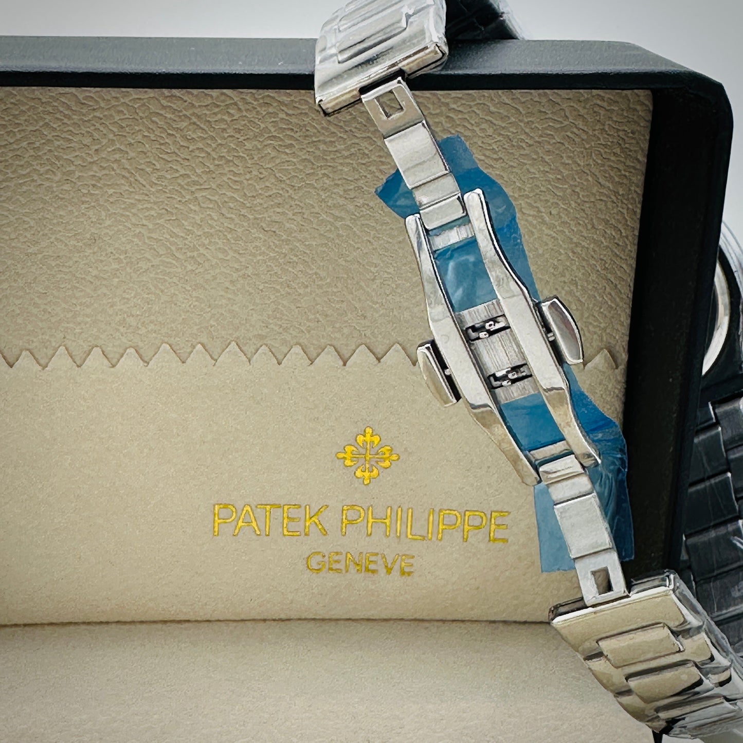 Modern Luxury Watch PBB