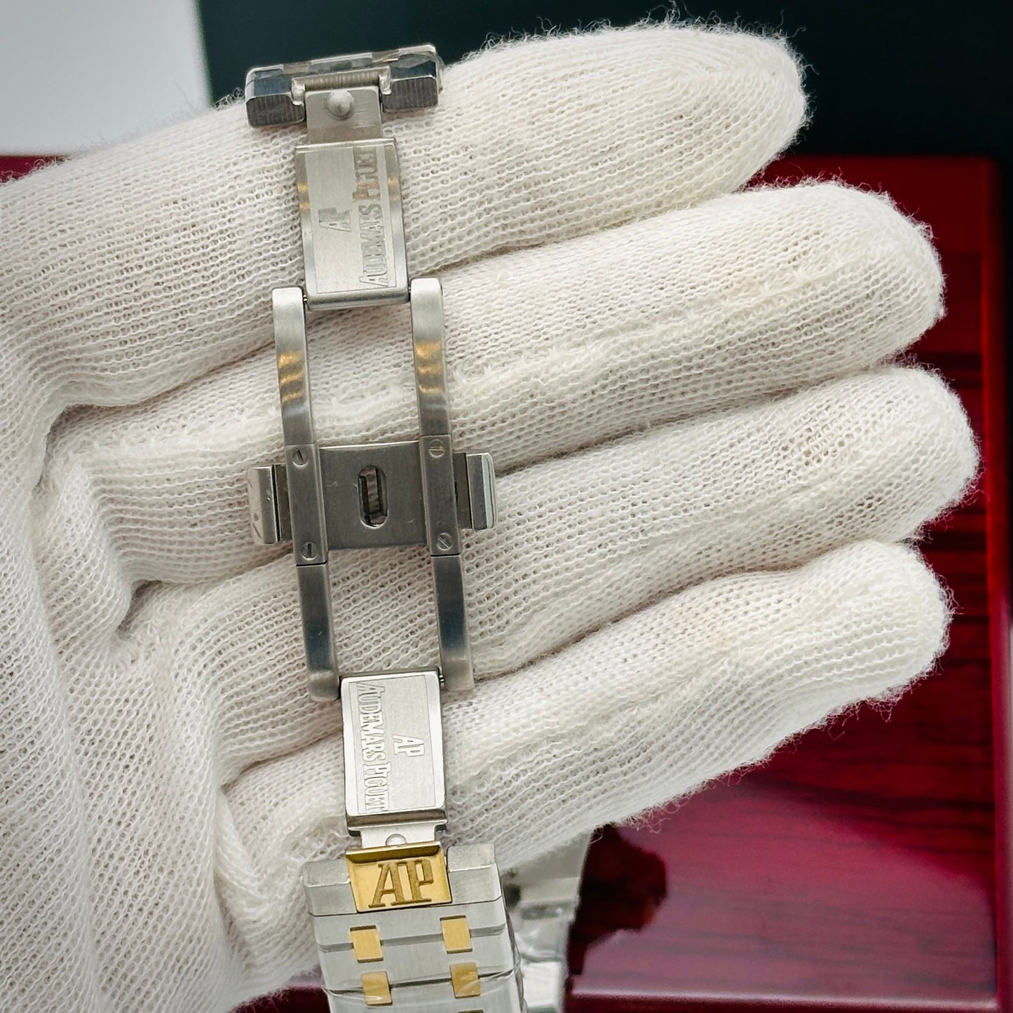 Minimalist Watch with box