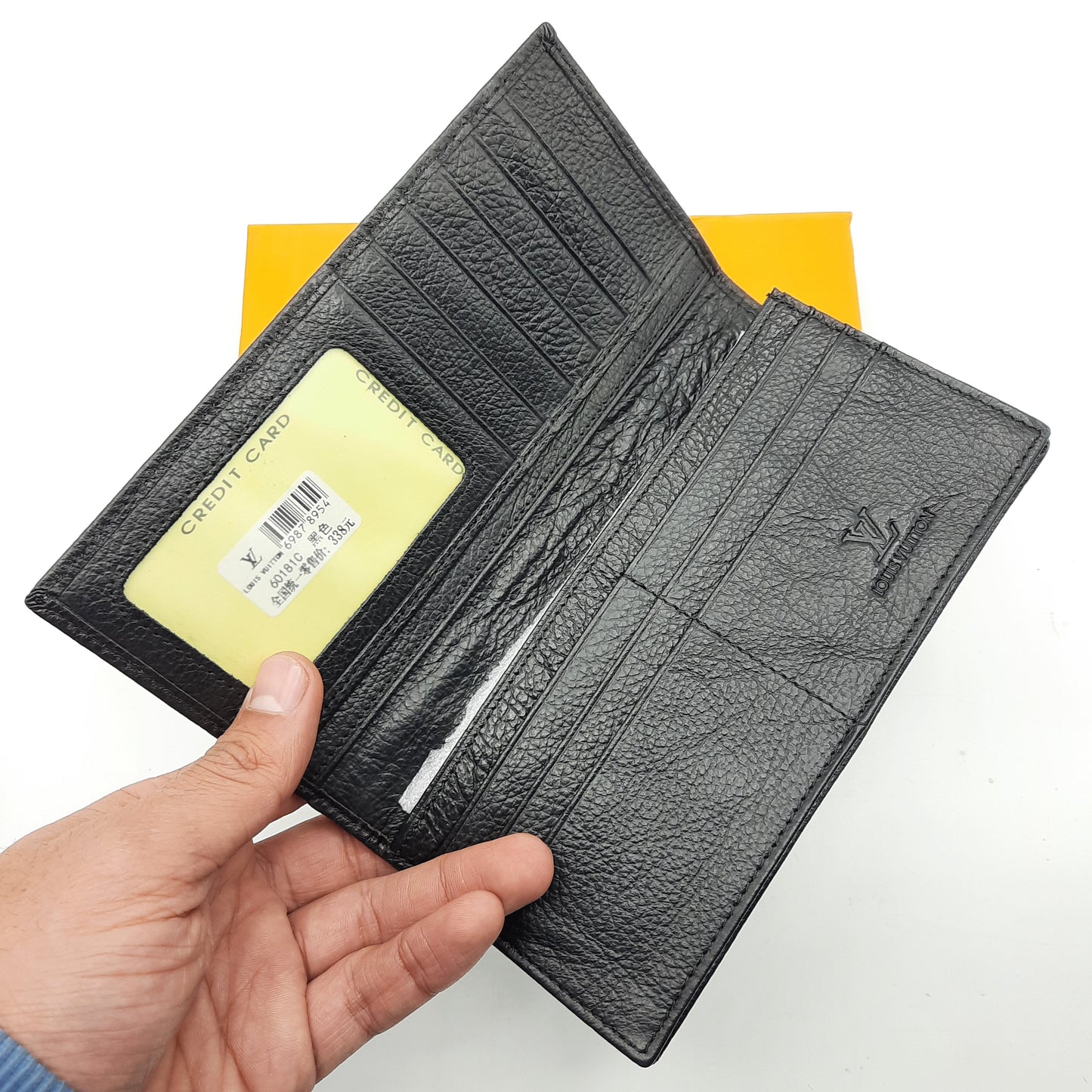 Classic Bi-Fold Wallet With Box 60181c