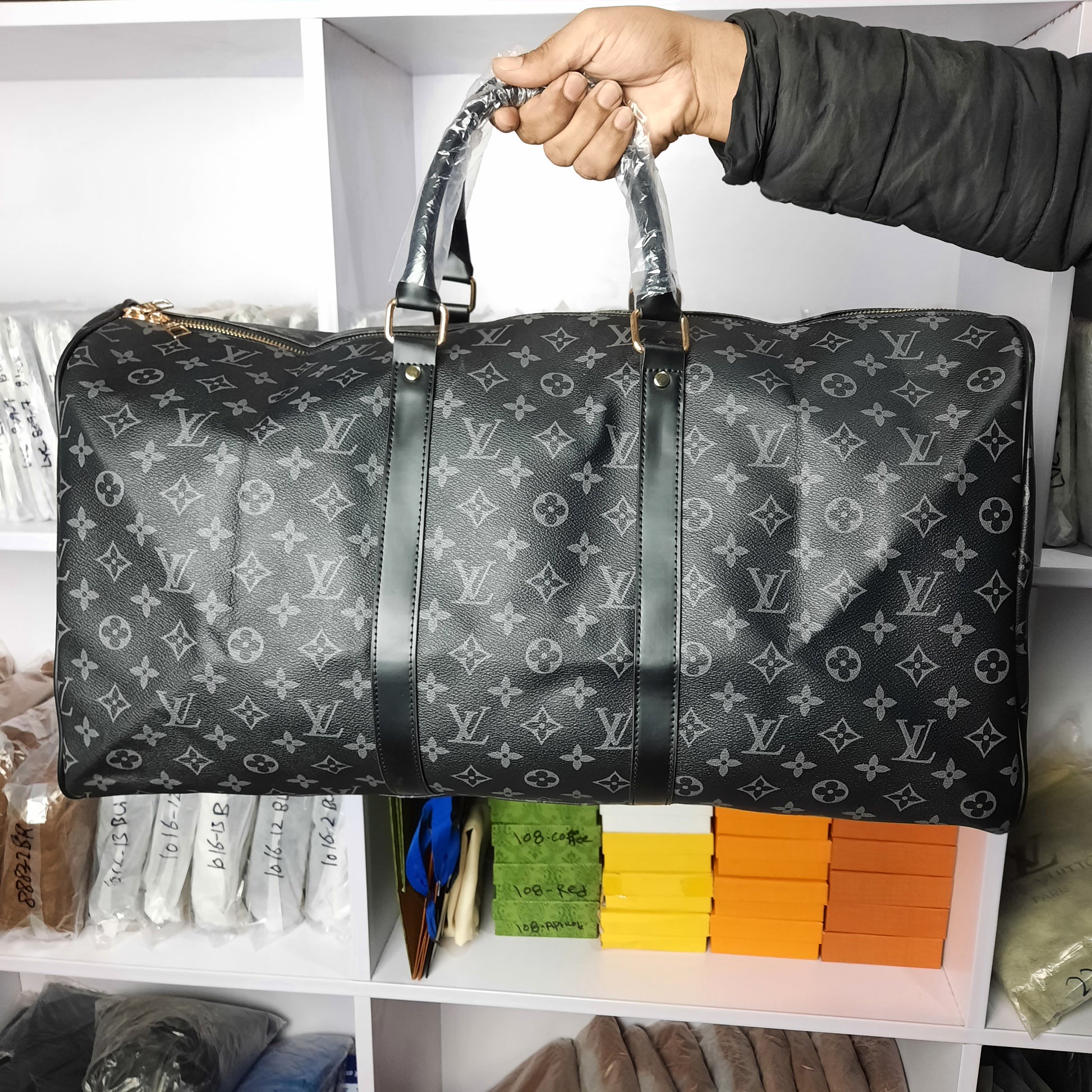 Imported Men's Travel luggage Handbag T-02 BF