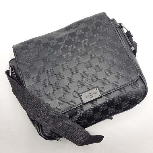 Premium Quality Unisex Shoulder Bag C-8112 Black