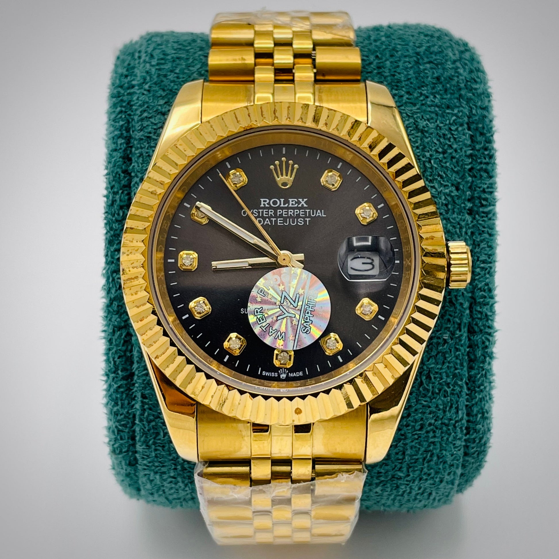 Modern Luxury Men’s Watch RGB