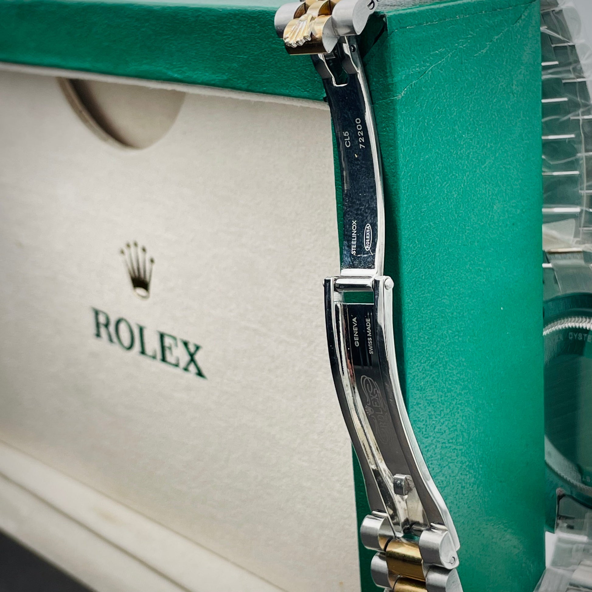 Swiss Men’s Watch RSW