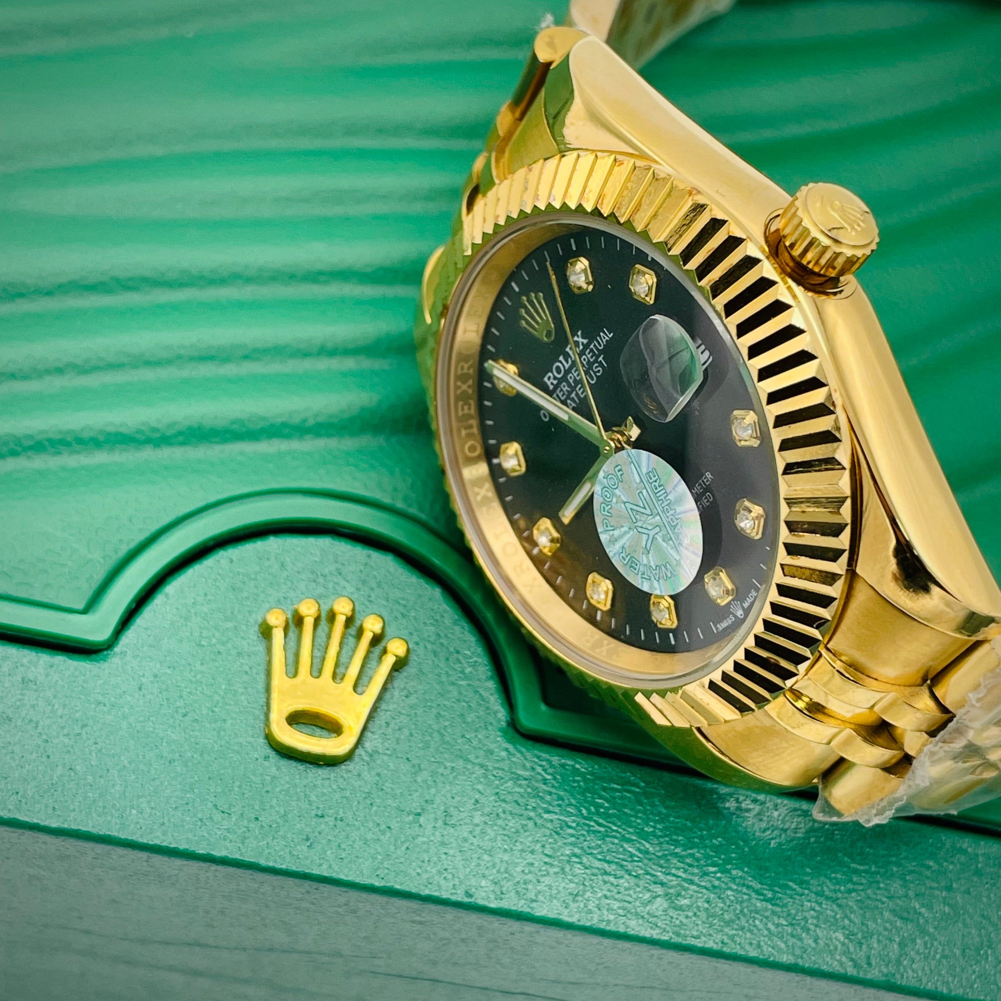 Modern Luxury Men’s Watch RGB