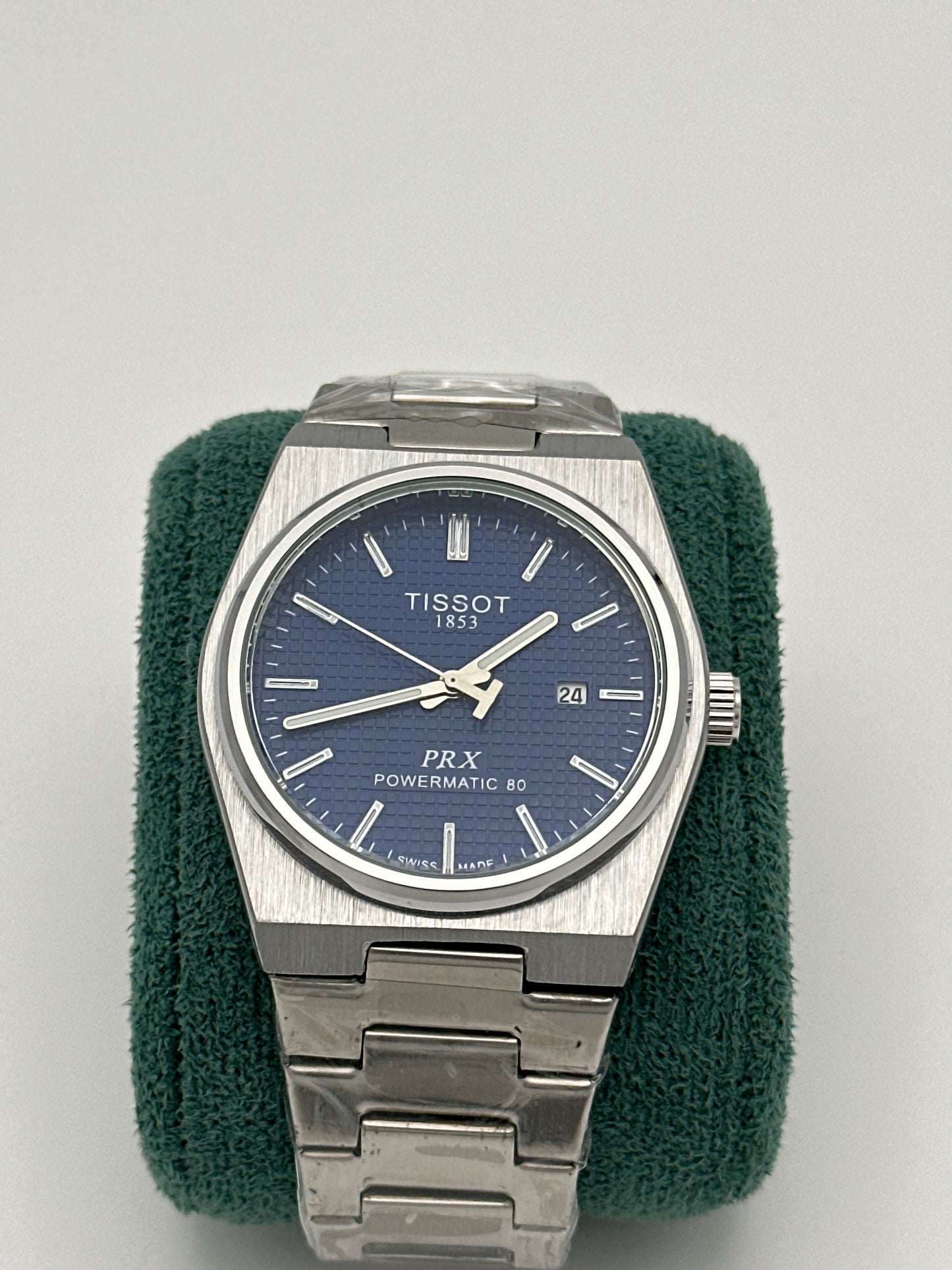 Luxury Watch TB with box