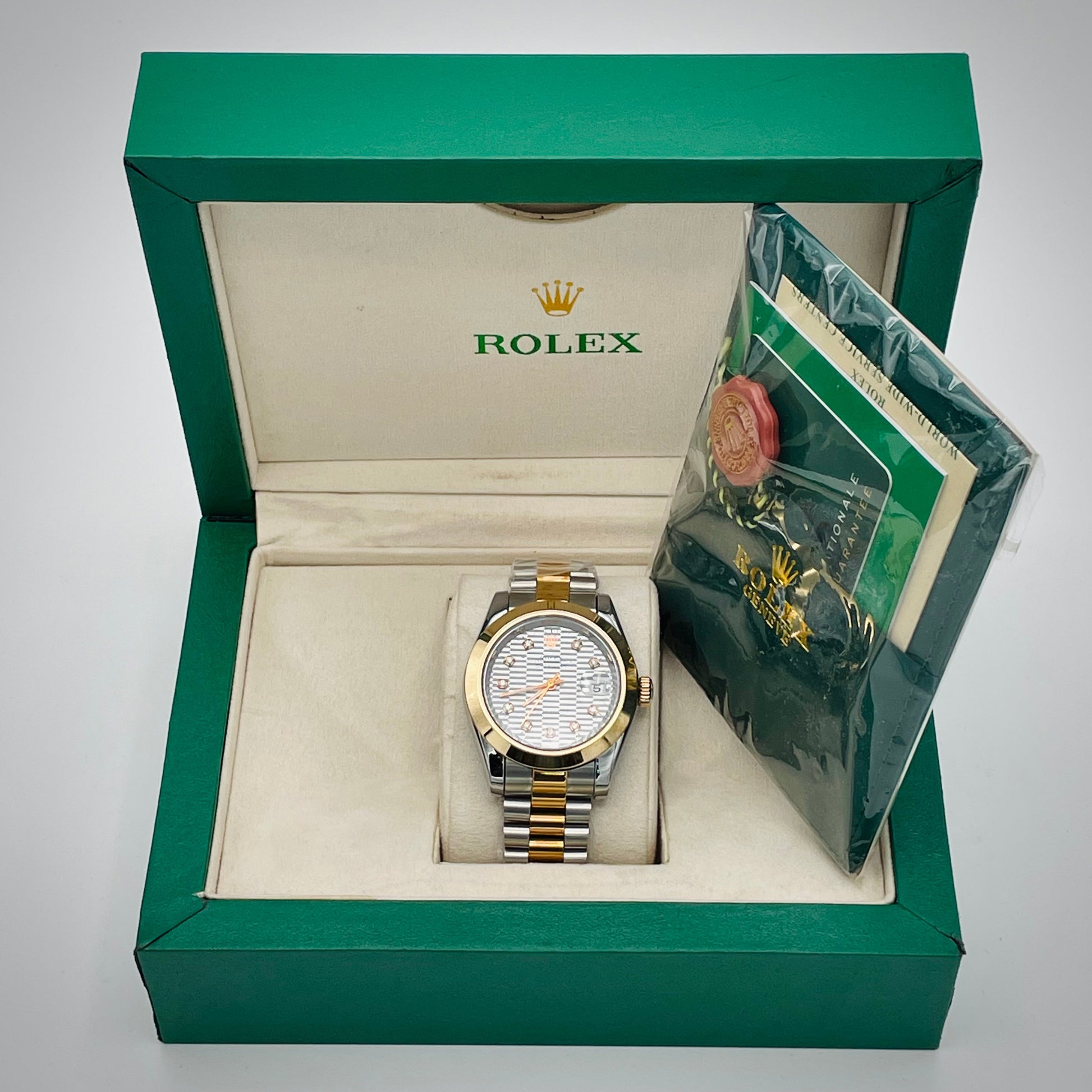 Classic Men’s Watch RWS