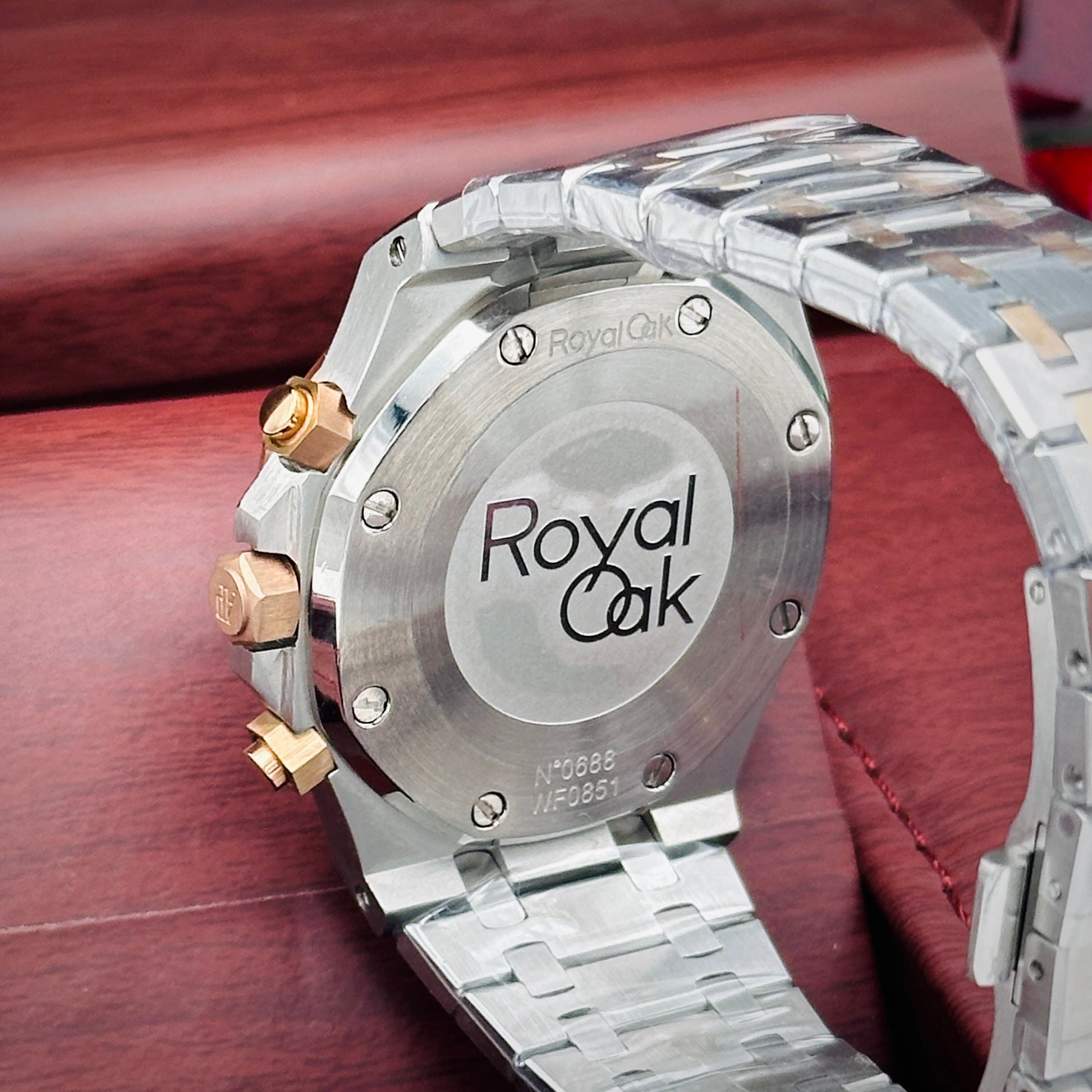 Men's Luxury Watch with brand box