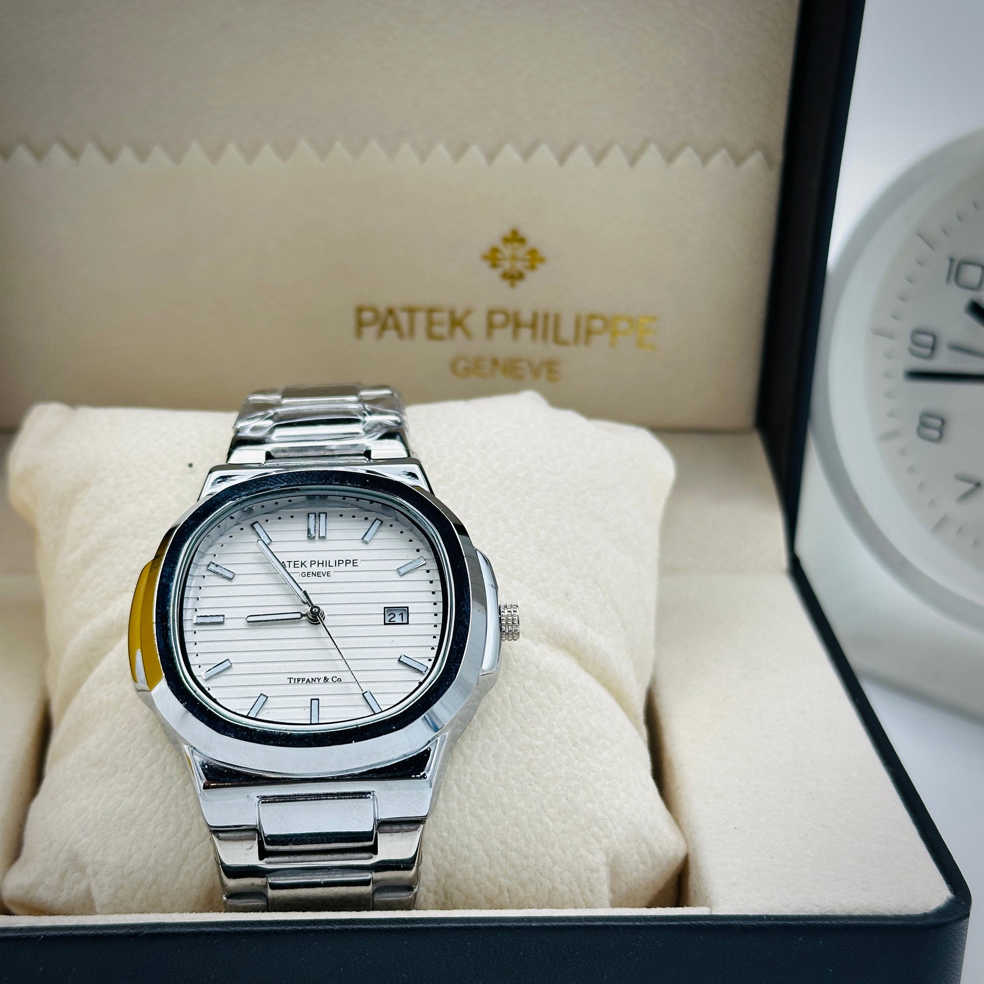 Timeless Classic Watch PW